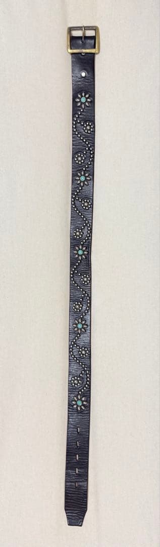 ⭐️HTC⭐️ フラワーターコイズ ⭐️ブラックレザー(茶芯)⭐️ニッケルスタッズ⭐️32