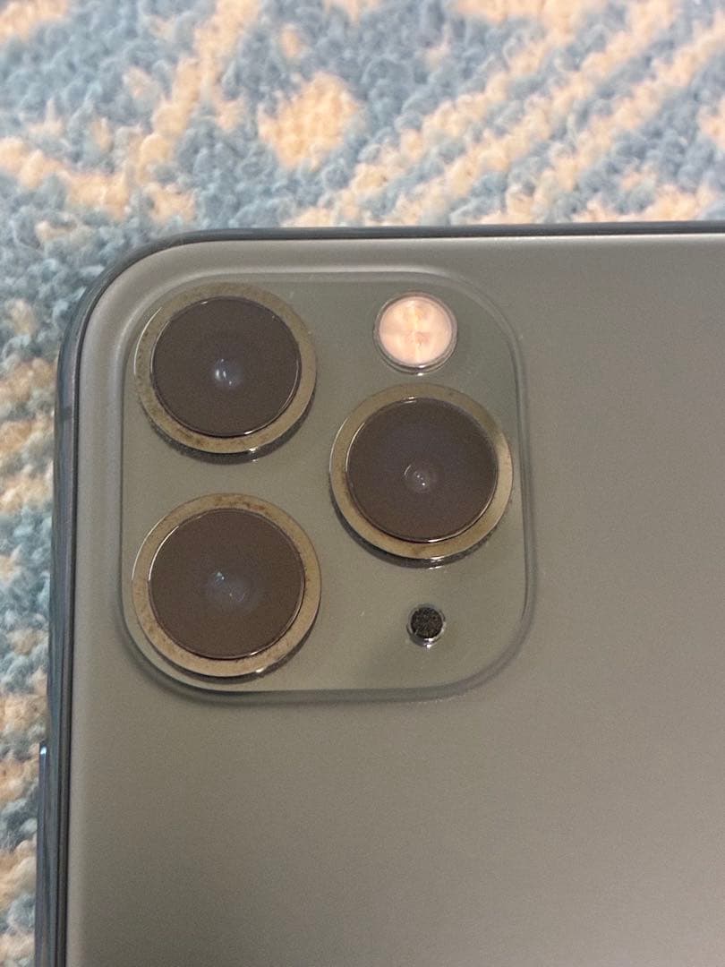 iPhone 11 Pro SIMフリー　香港版　256GB フィルム付