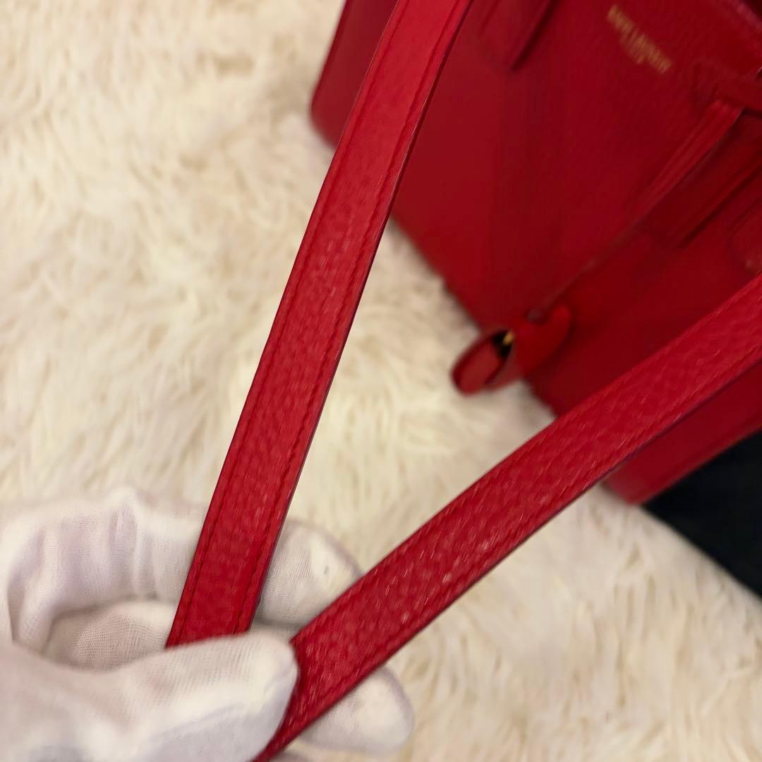 SAINT LAURENT レッド ハンドバッグ　サックドジュール