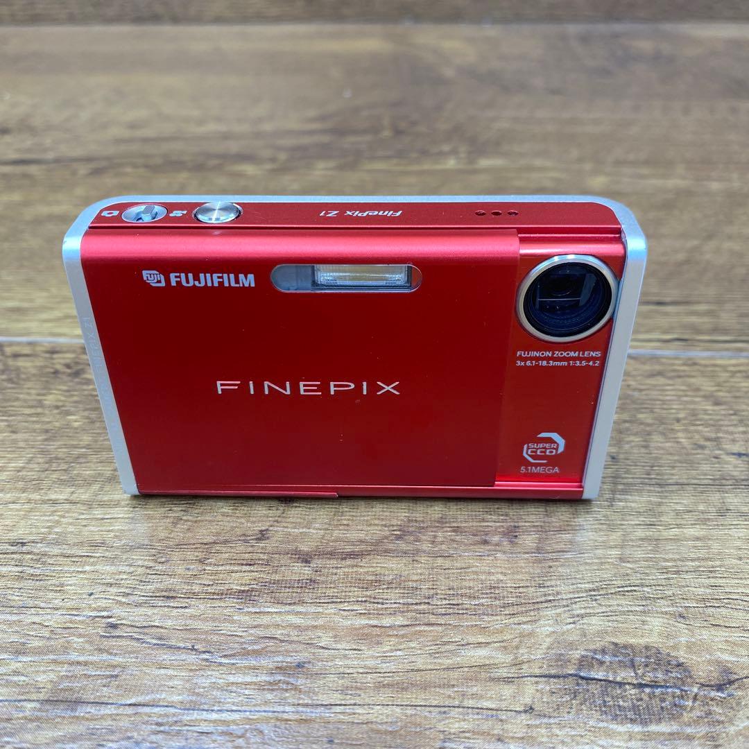 FUJIFILM 富士フィルム　デジカメ　FINEPIX z1  Y-45