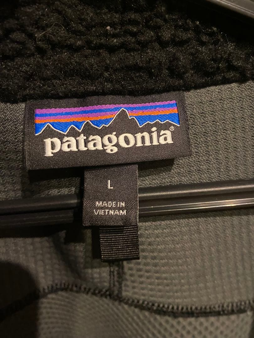 patagonia ブラック フリースベスト