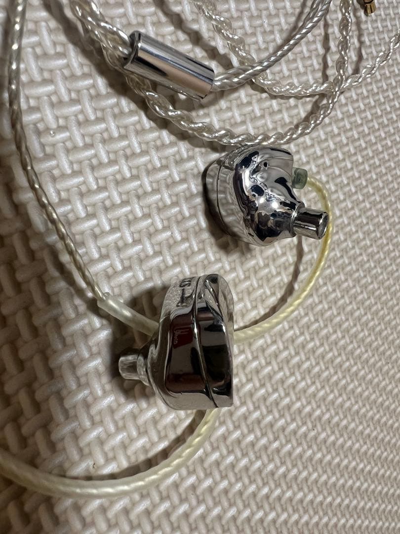 水月雨　moondrop kxxs