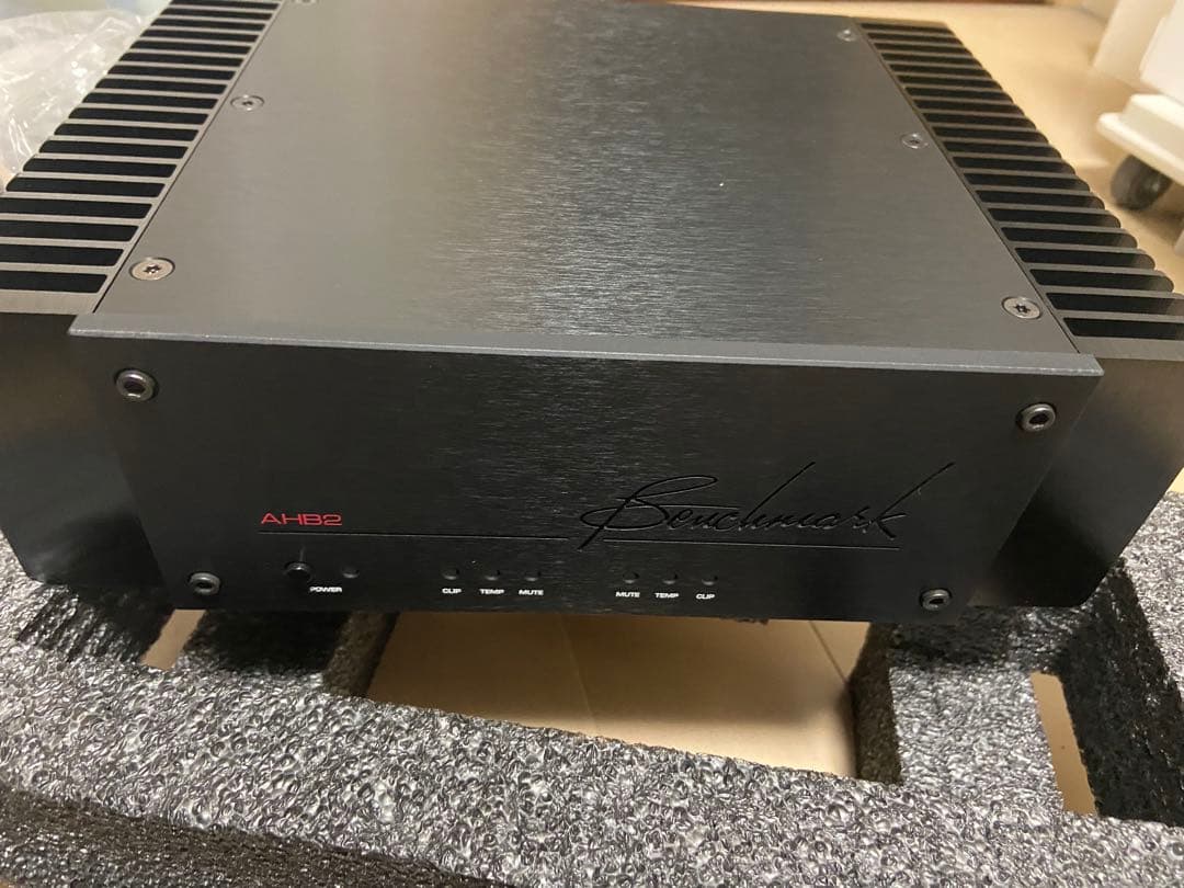 アンプ Benchmark AHB2 Black