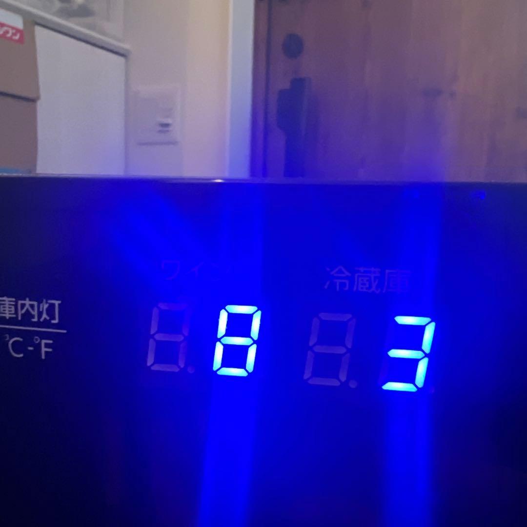 冷蔵庫一体型ワインセラー62L 2ドア コンパクト　稼働品　WRH-M262