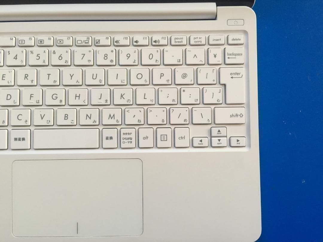 ASUS E203MA 11.6型TFT液晶 980g 軽量・薄型コンパクトPC