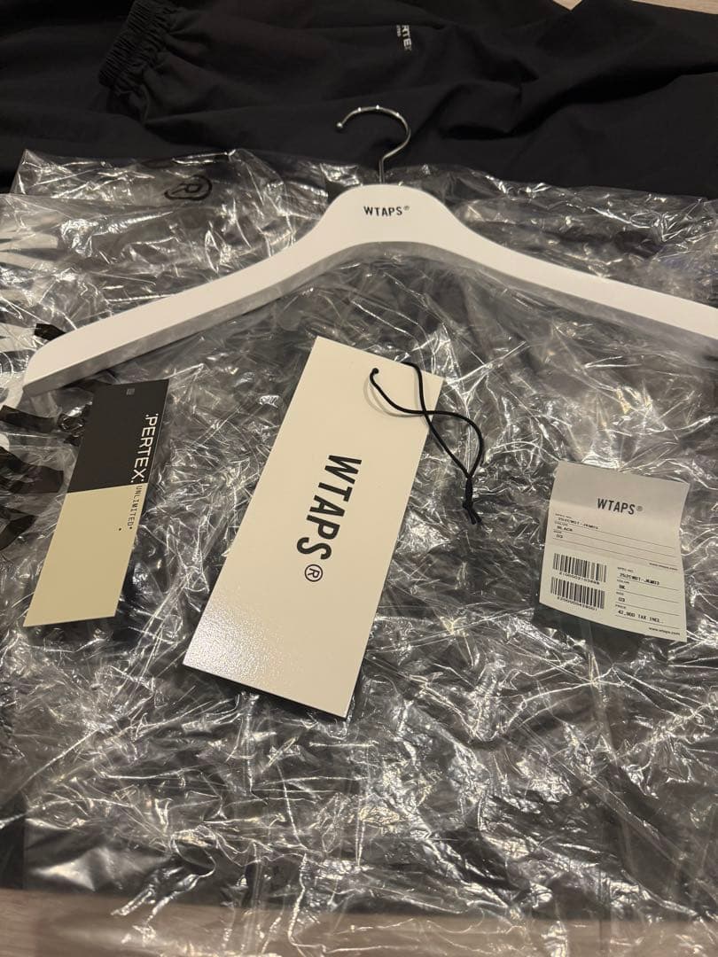 WTAPS ブラック ナイロンジャケット X 03