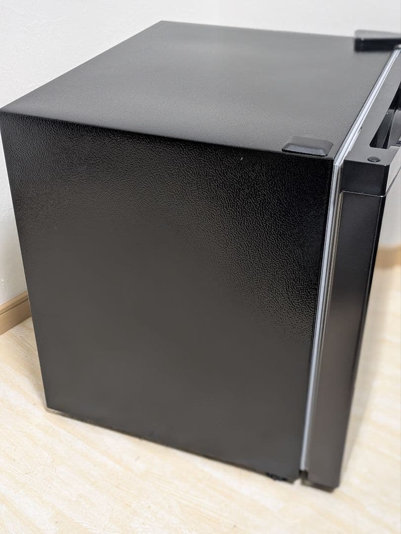 美品 2023年製 MAXZEN 冷凍庫 冷蔵庫 31L JR031ML01GM