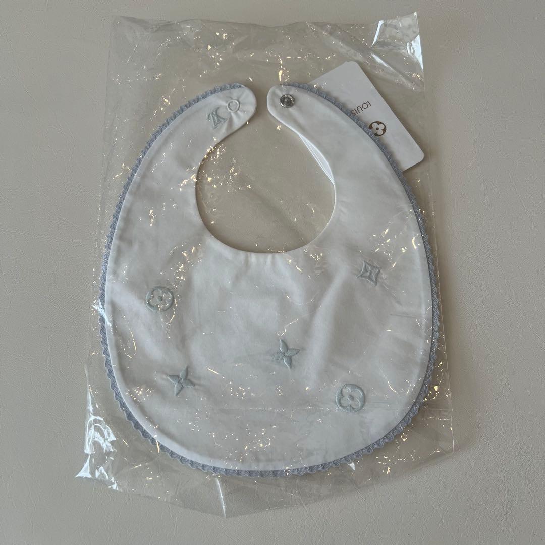 新品未使用LOUIS VUITTON ビブ　スタイ