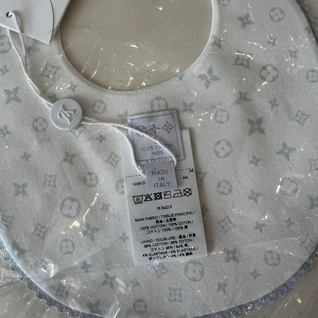 新品未使用LOUIS VUITTON ビブ　スタイ