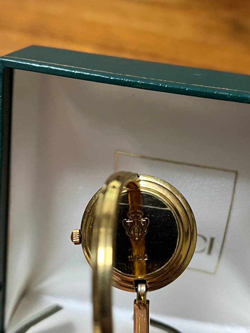 GUCCI　チェンジベゼル　11/12.2 レディース腕時計