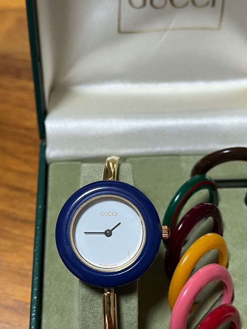 GUCCI　チェンジベゼル　11/12.2 レディース腕時計