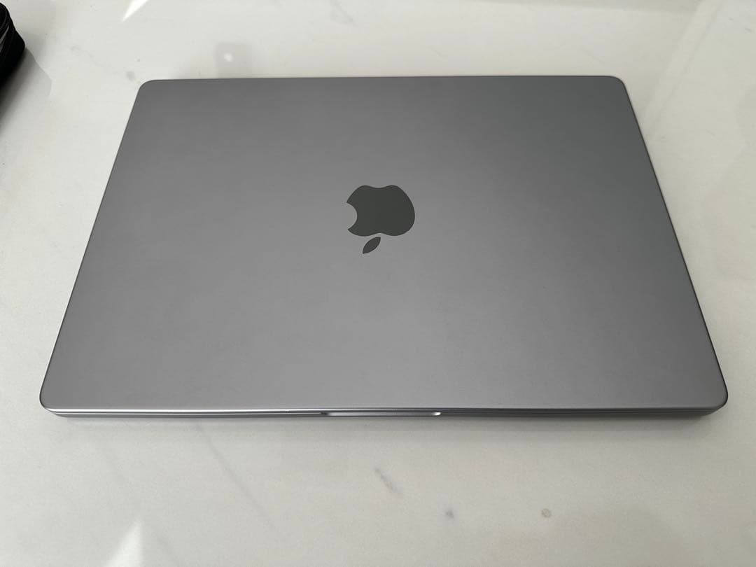 MacBook pro 14インチ 2021 m1pro 512gb