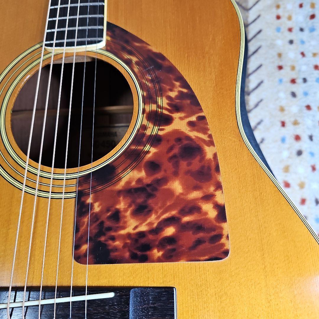 YAMAHA.FG-450グリーンラベル 。ハードケース付き。