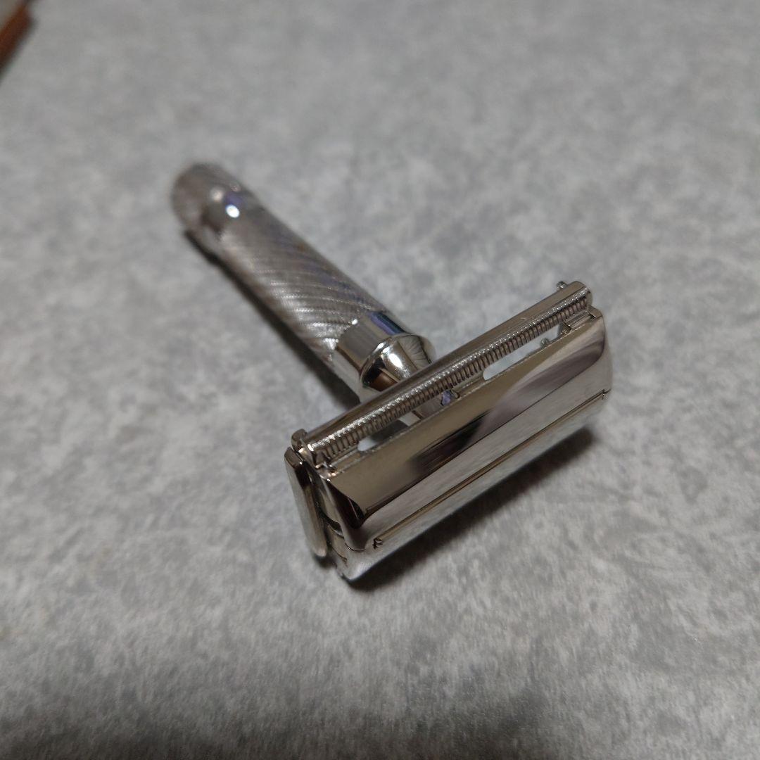 gillette exective 1948 ダチョウ革ケース付き　両刃カミソリ