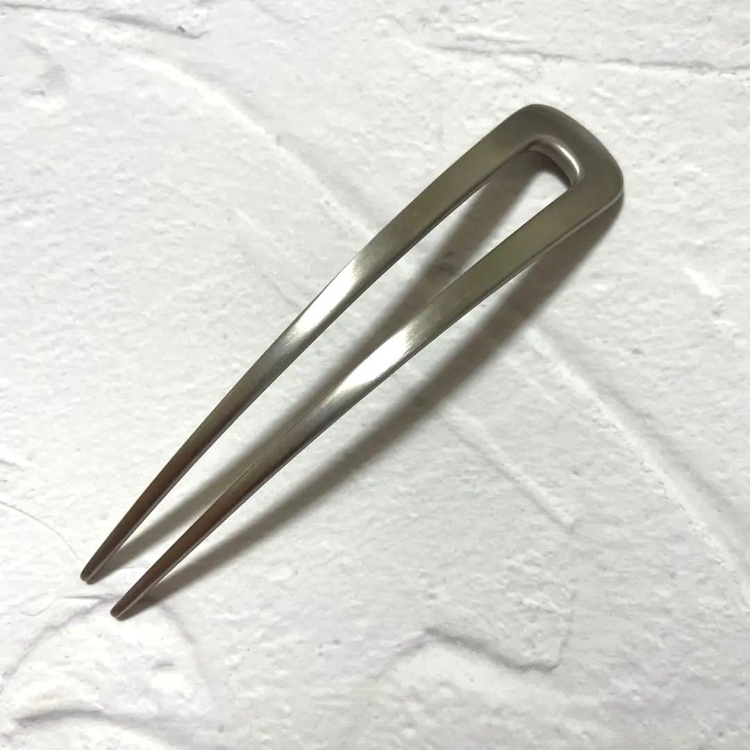 コレットマルーフ キャスト メタル Uヘアピン サテンシルバー