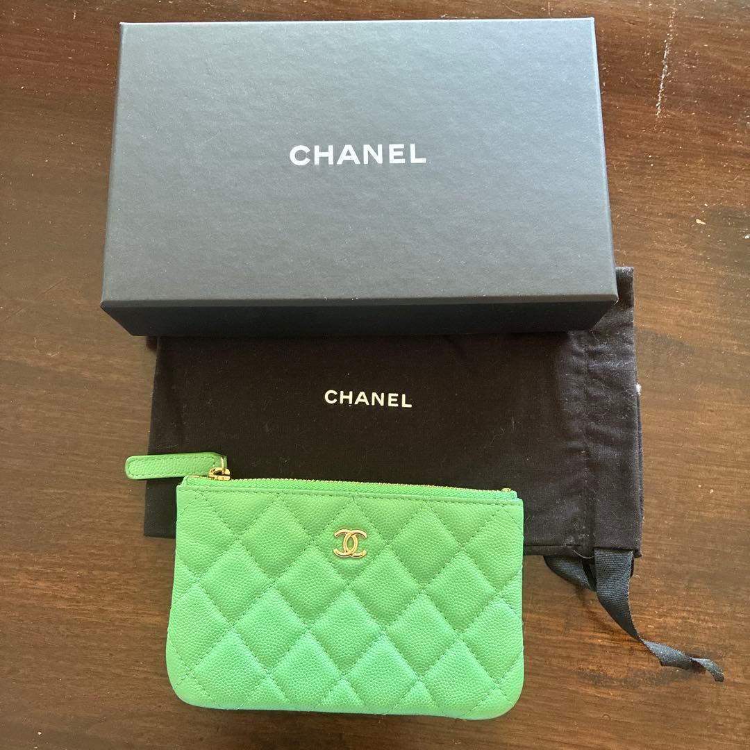 シャネル　ポーチ