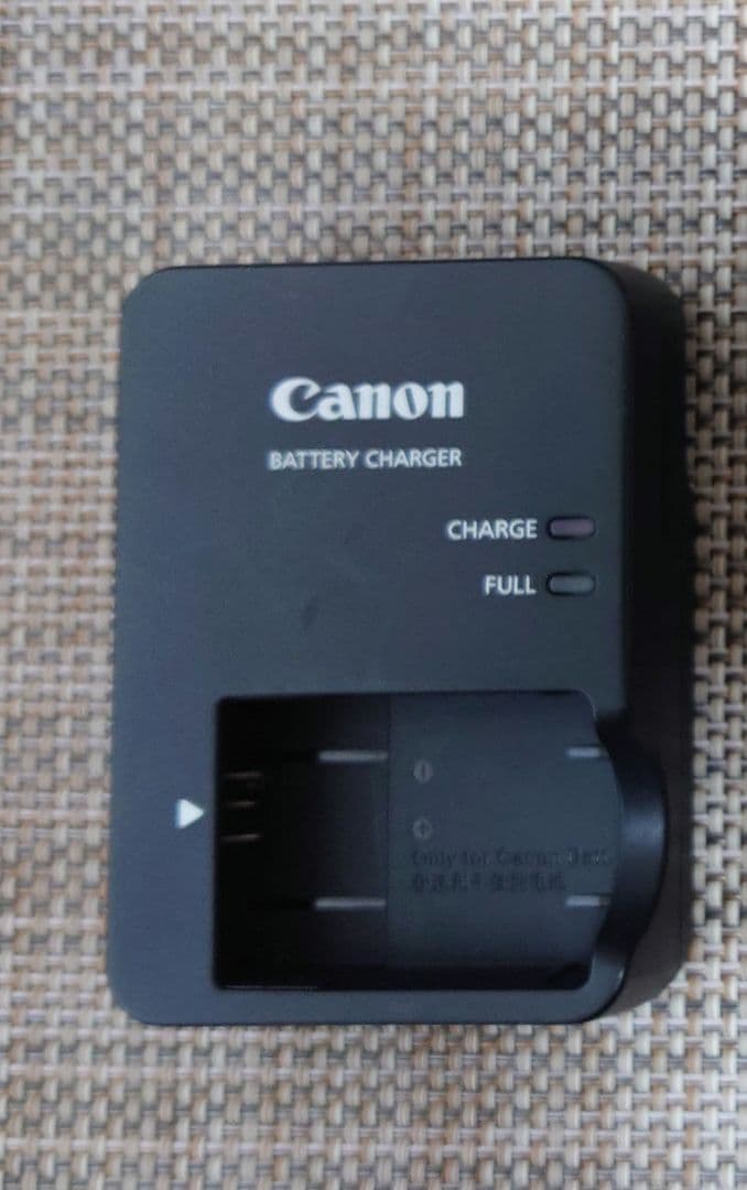 Canon Power Shot SX740 HS シルバー　試し撮り程度美品