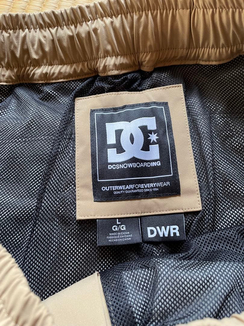 訳あり　DC ディーシー　スノーボードウェア上下セット　Lサイズ　1日使用
