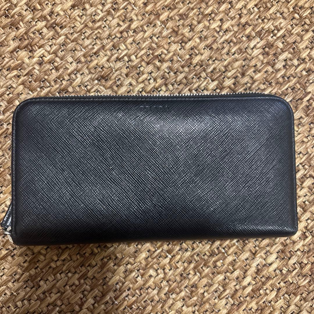 PRADA ブラック 長財布 箱・カード付き