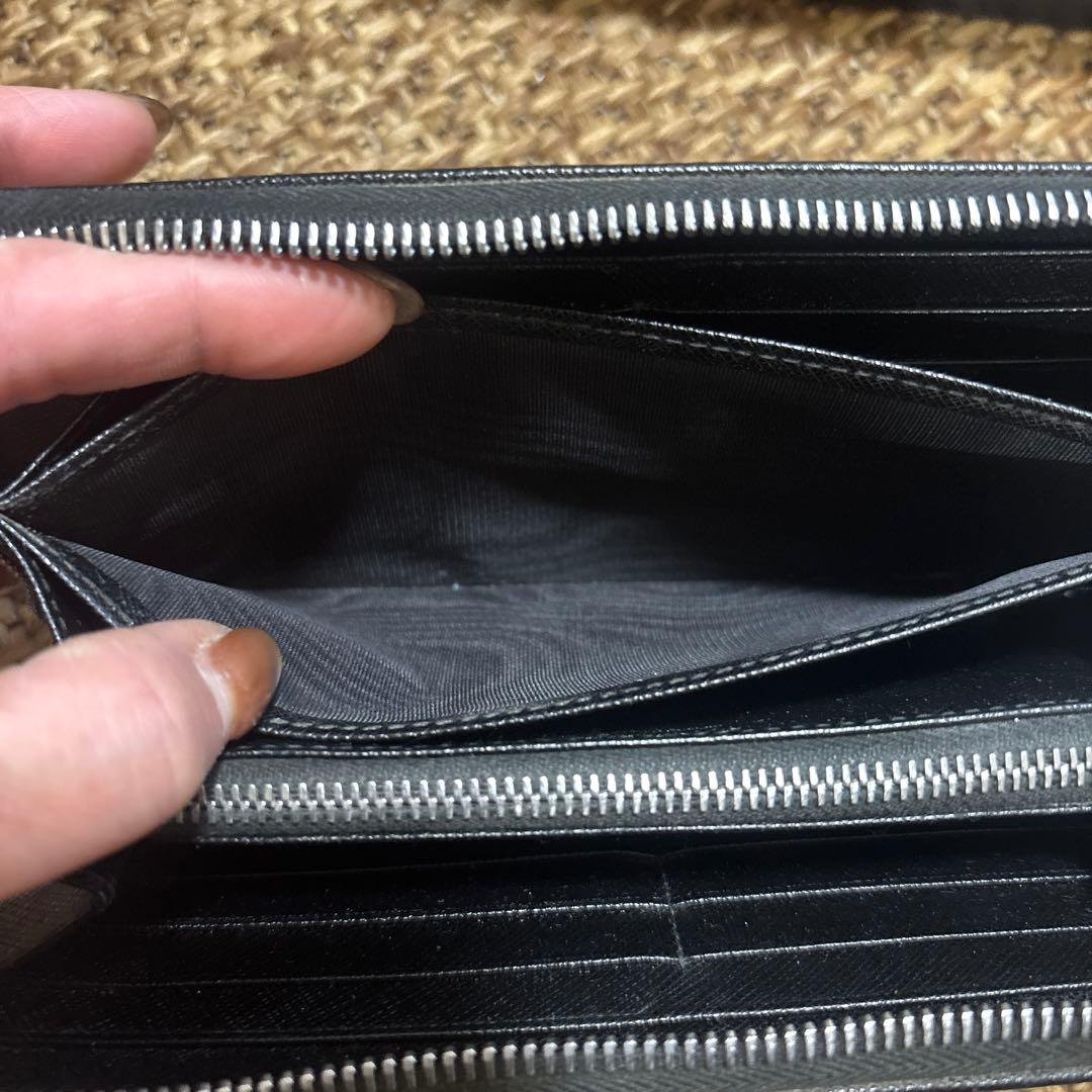 PRADA ブラック 長財布 箱・カード付き