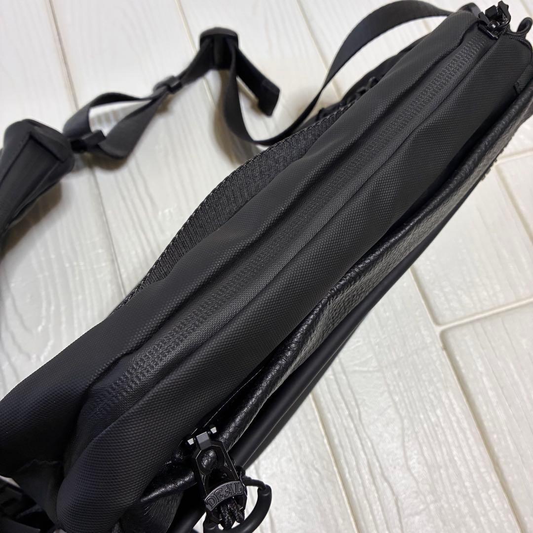 DEAL DESIGN ループタイ　ボディバッグ　セット　ゆうも