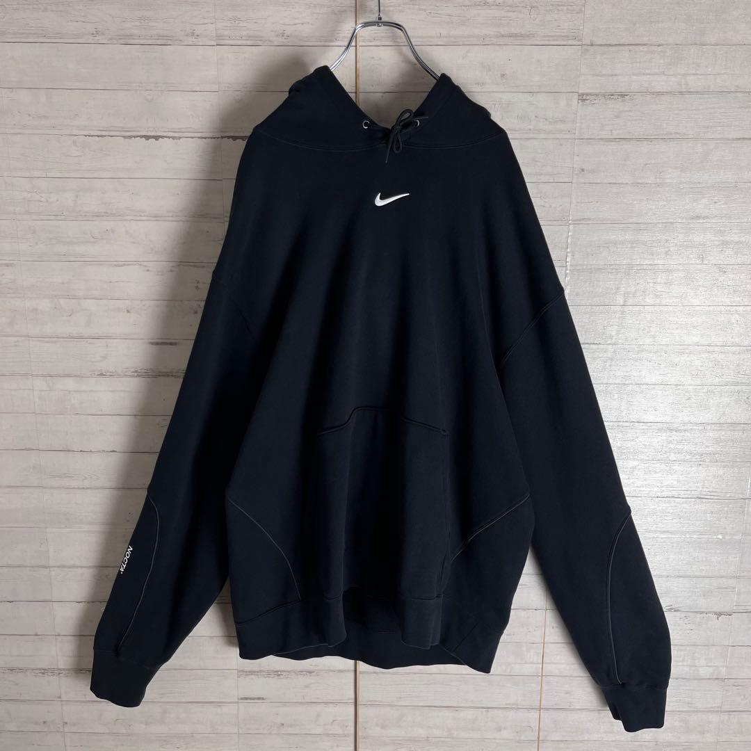 【超絶人気コラボ】 ナイキ ノクタ センターロゴ 超希少サイズ 即完売 パーカー