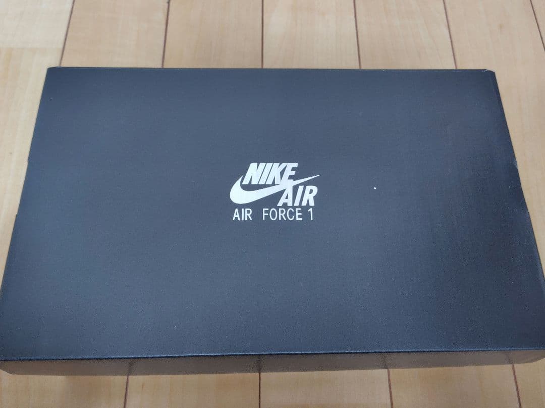 【新品未使用】Nike Air Force 1 '07 イージーオン 25cm