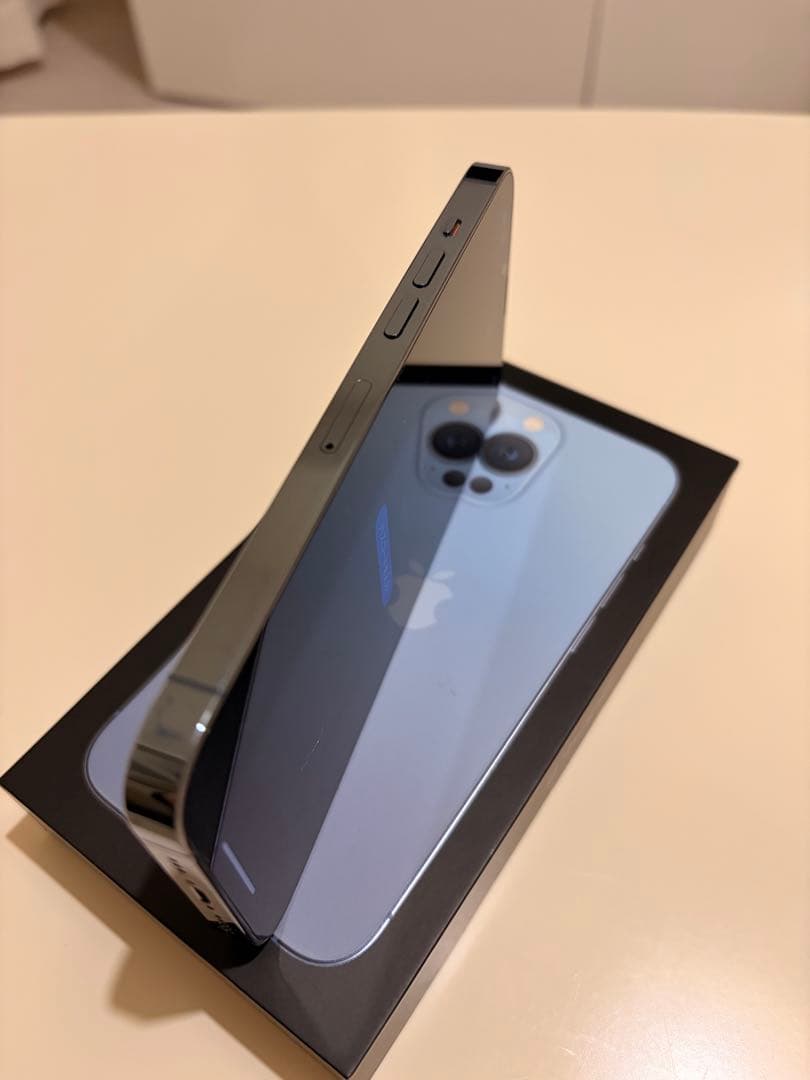 【メシメシ】Apple iPhone 13 Pro 256GBシエラブルー
