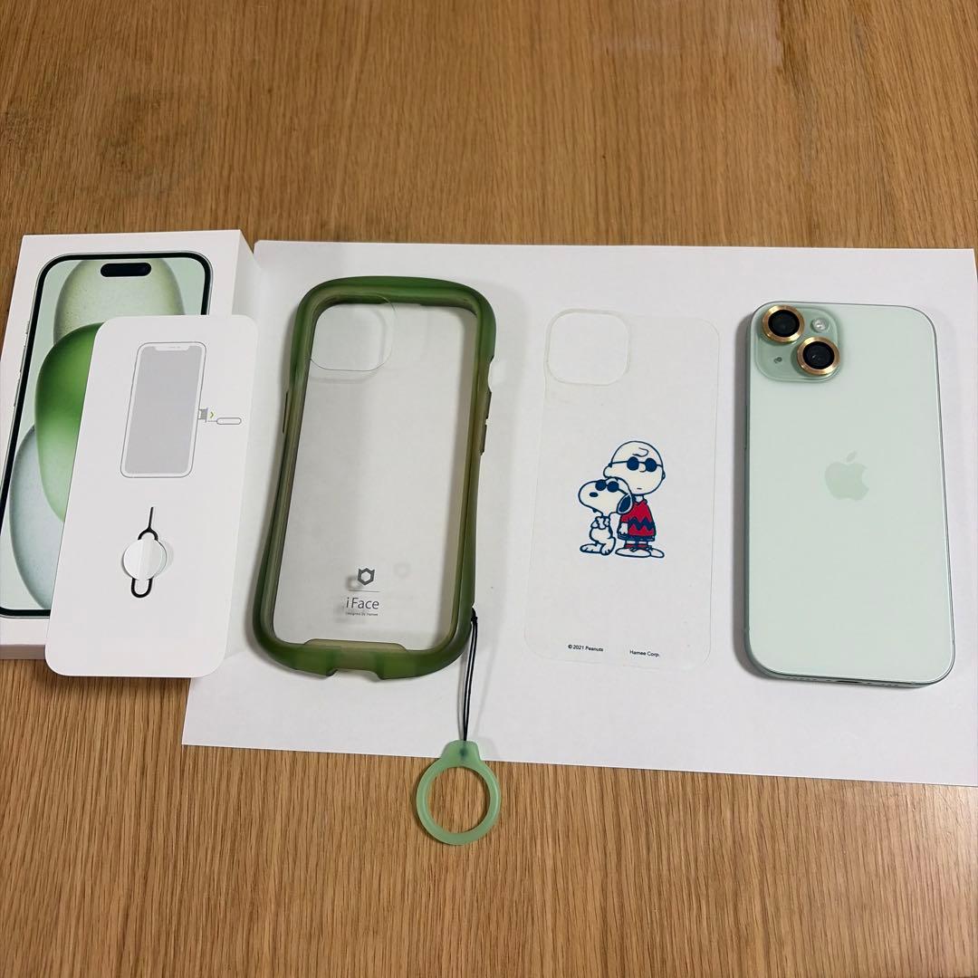 iPhone 15 グリーン iFaceケース付