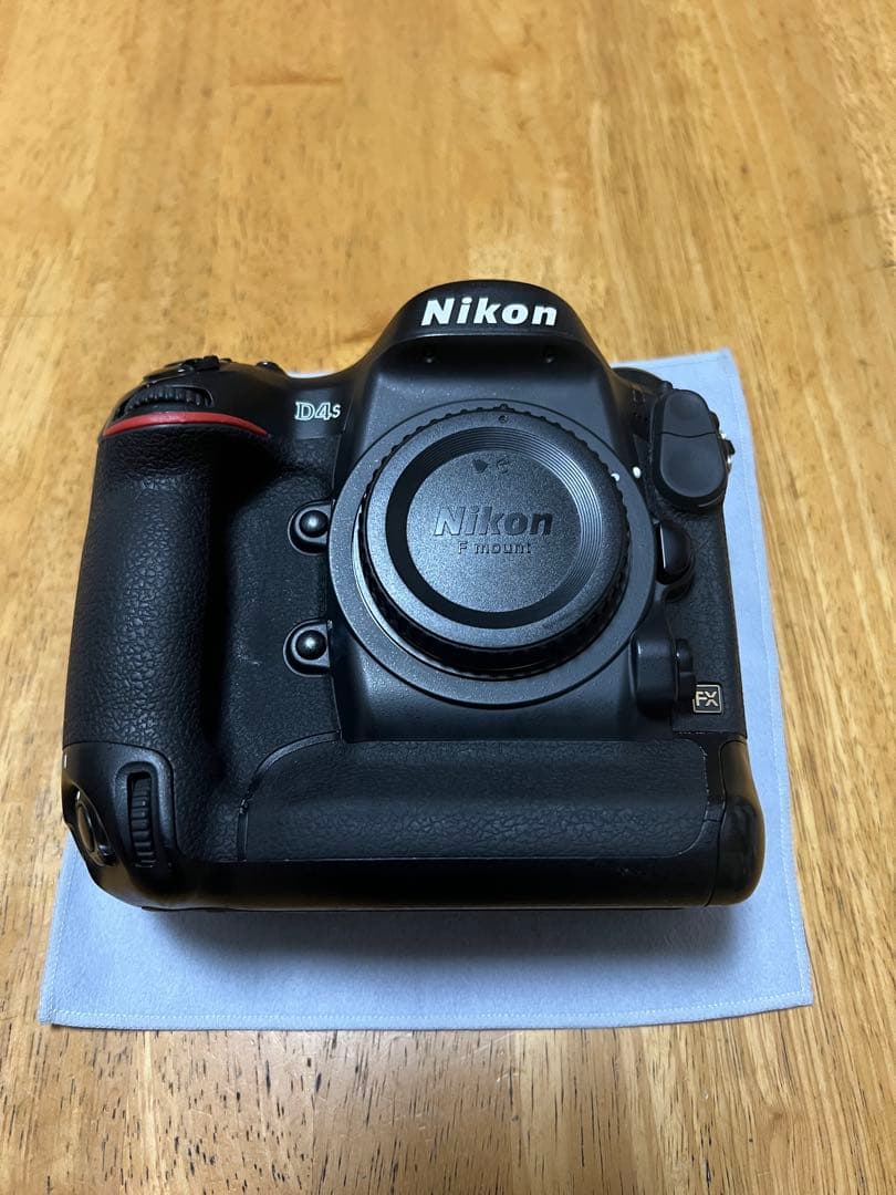 《最終値下げ》Nikon D4S フルサイズ デジタル一眼レフカメラ 本体