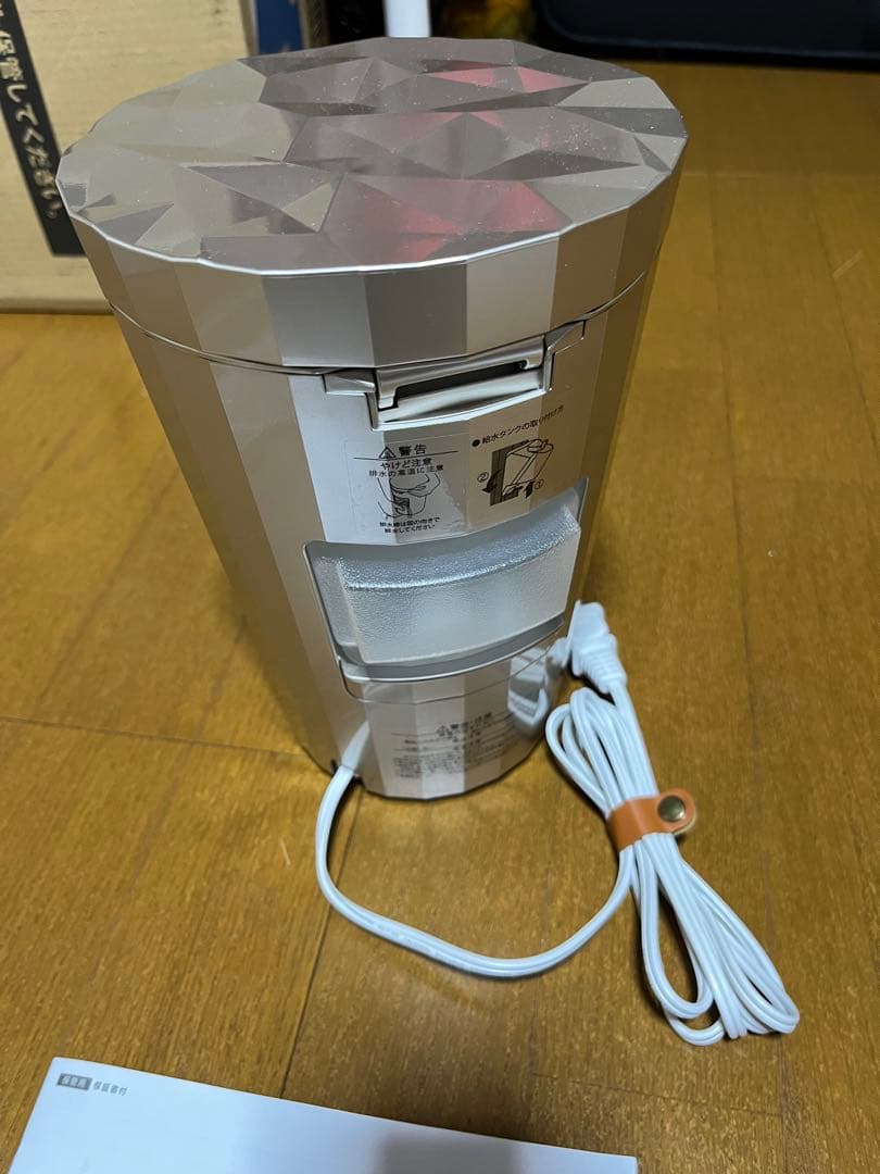 YAMAN 美顔器 シルバー 多面体デザイン