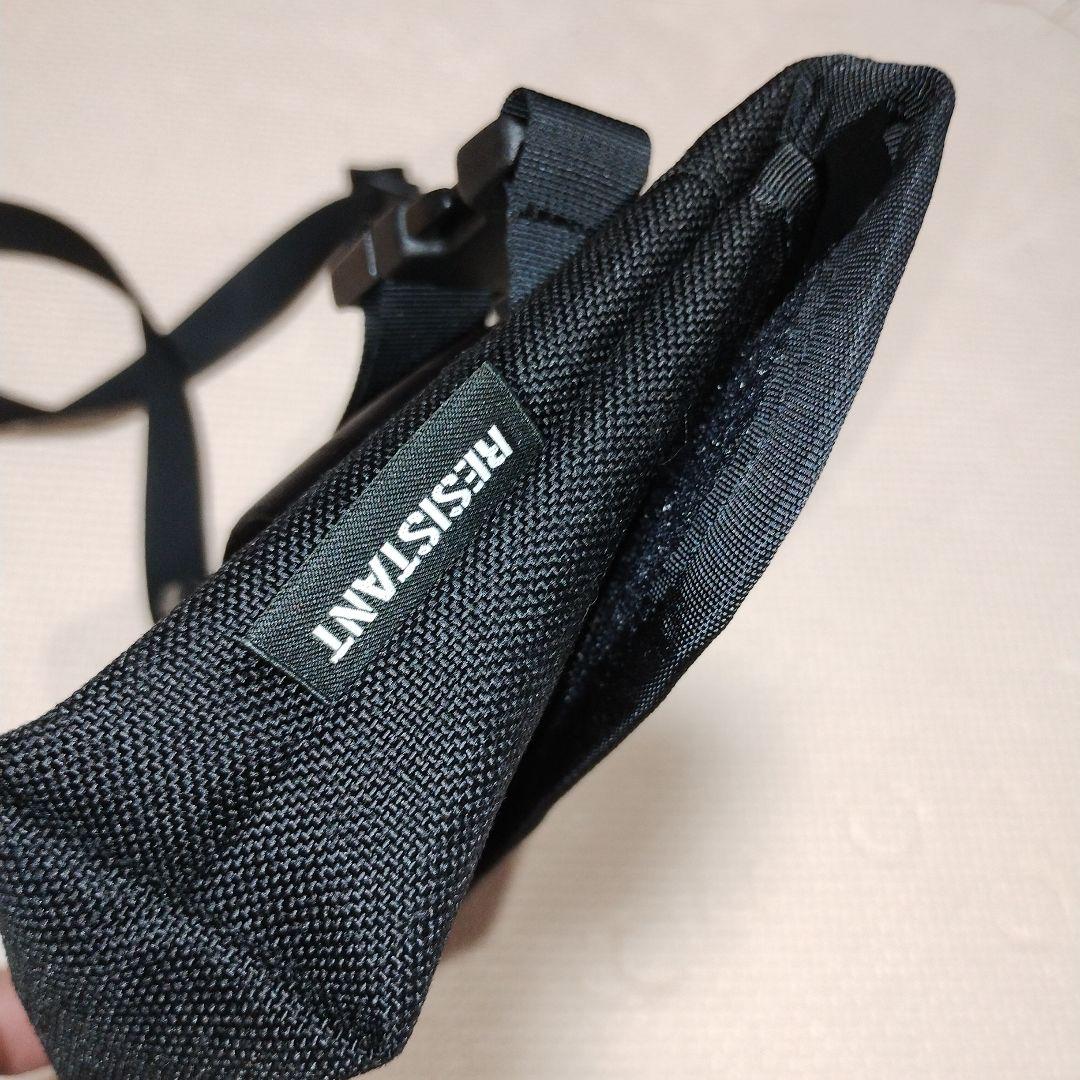 RESISTANT レジスタント　メッセンジャー　ショルダーバッグ❗　ターポリン