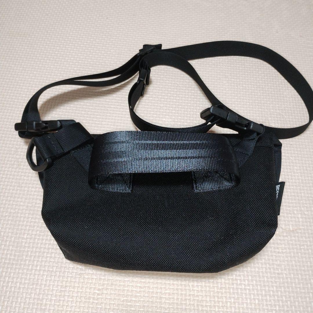 RESISTANT レジスタント　メッセンジャー　ショルダーバッグ❗　ターポリン