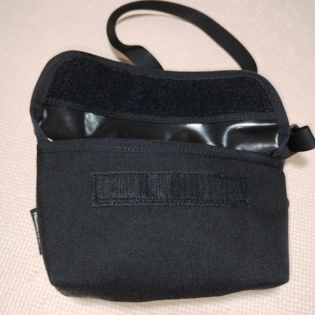 RESISTANT レジスタント　メッセンジャー　ショルダーバッグ❗　ターポリン