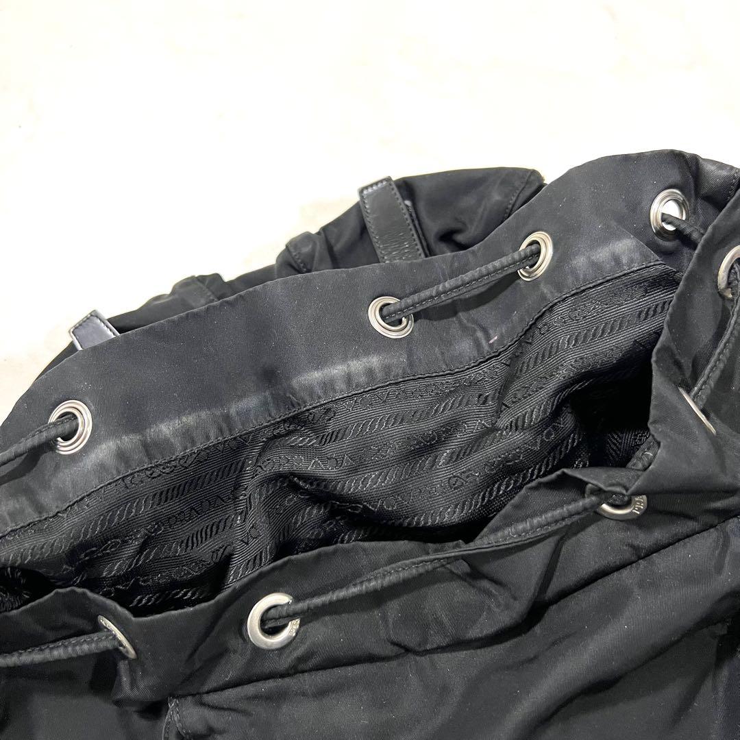 PRADA リュック バックパック 三角ロゴ 黒ブラック レザー ナイロン白タグ