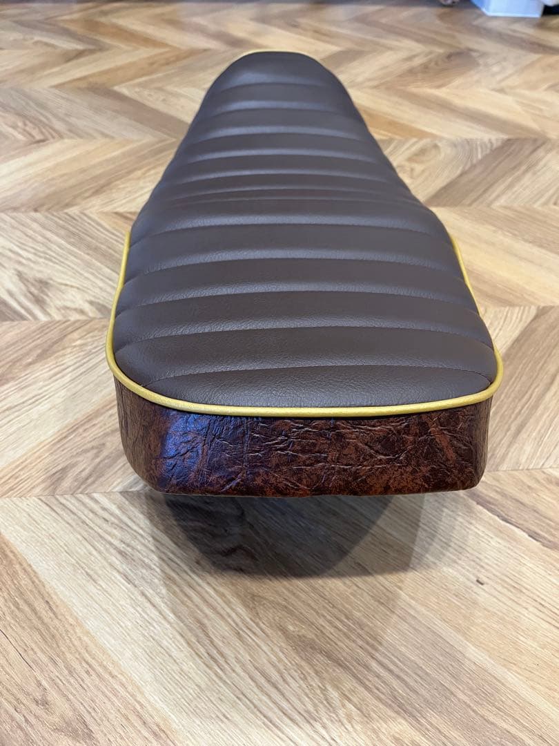 SR400 カスタムシート　てん