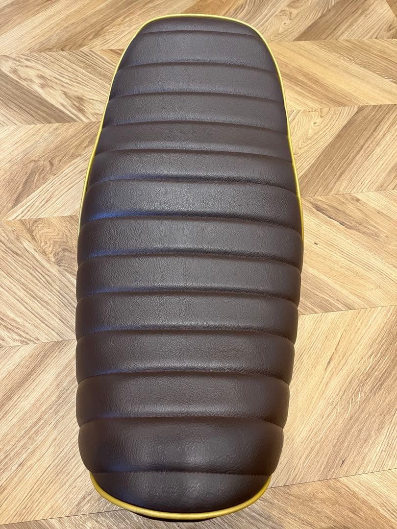 SR400 カスタムシート　てん