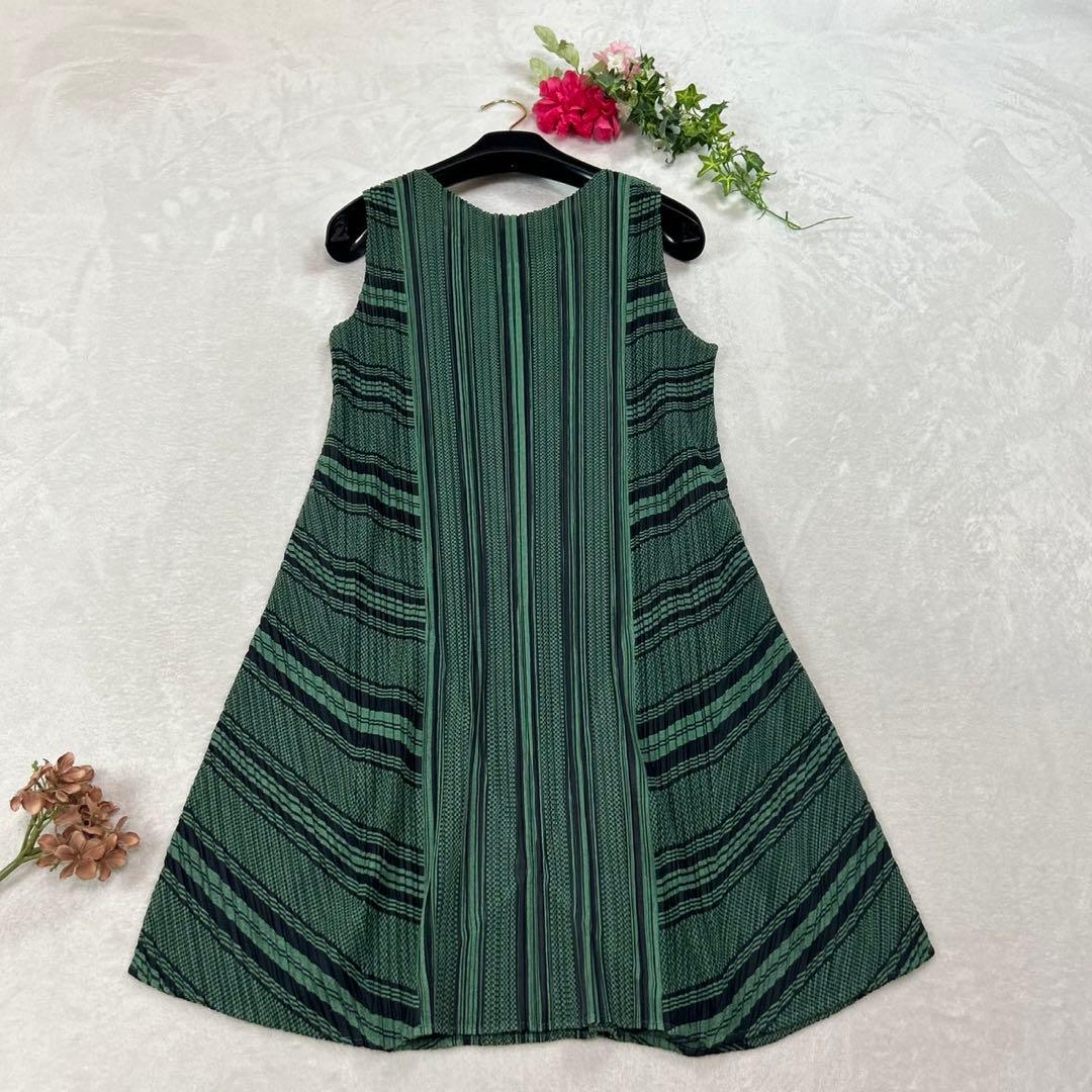 J892 XL プリーツプリーズ プリーツ ひざ丈ワンピース レディース