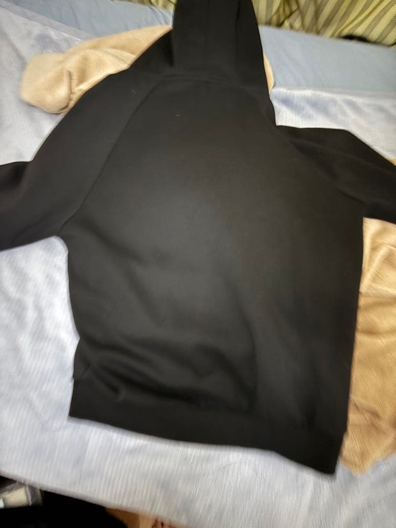 TRAPSTAR ブラック フード付きパーカー