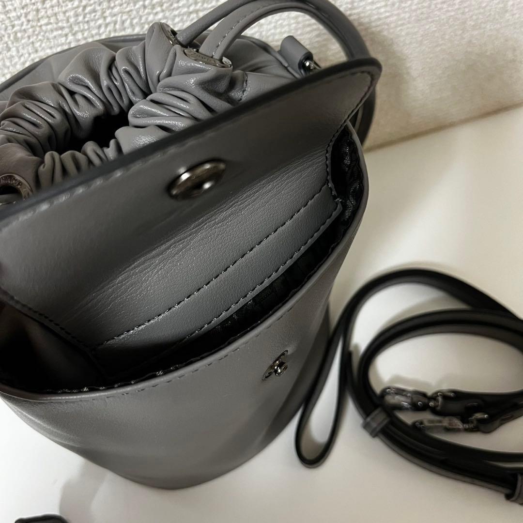 【新品】ロンシャン ル プリアージュ エクストラ XS バケットバッググレー