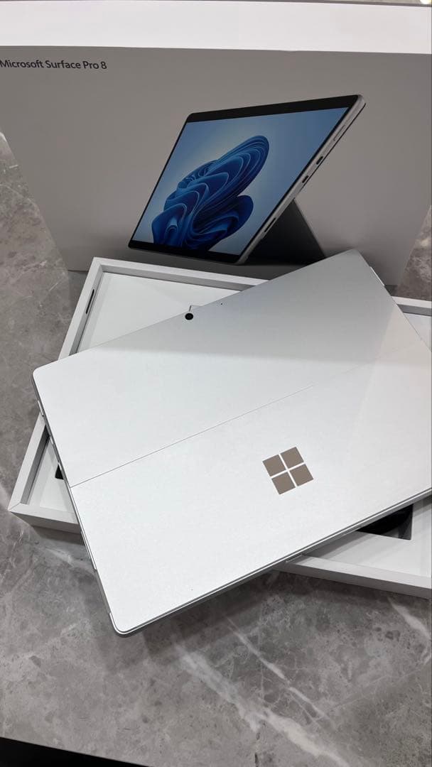 Windowsノート本体 Surface Pro8 i5/8GB/256GB