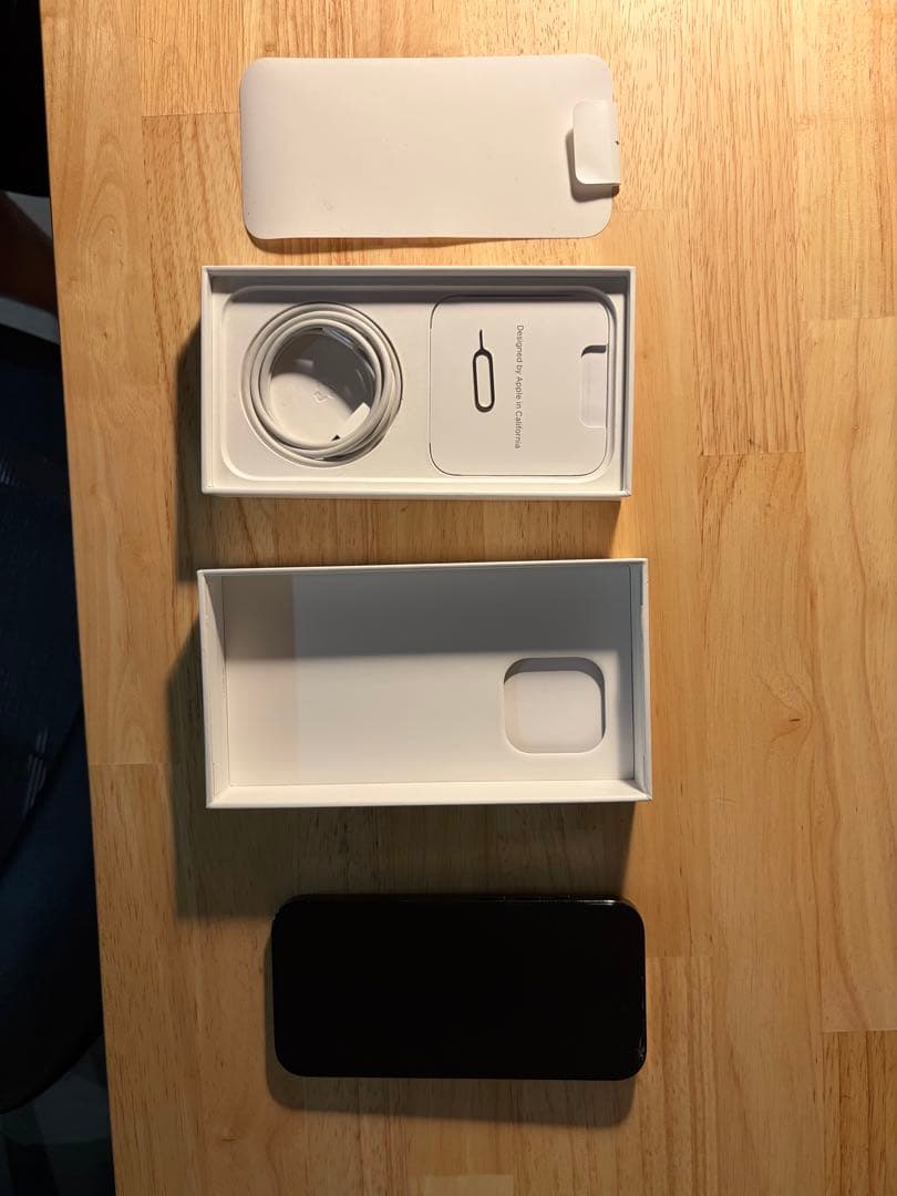 Apple iPhone 14 Pro スペースブラック　SIMフリー　前面傷