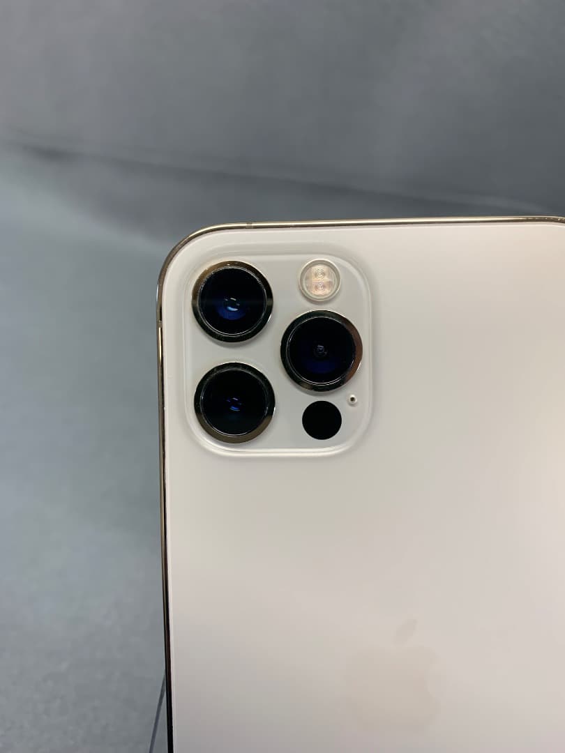 超美品　国内版　SIMフリー　iPhone12 Pro 128GB　ゴールド色