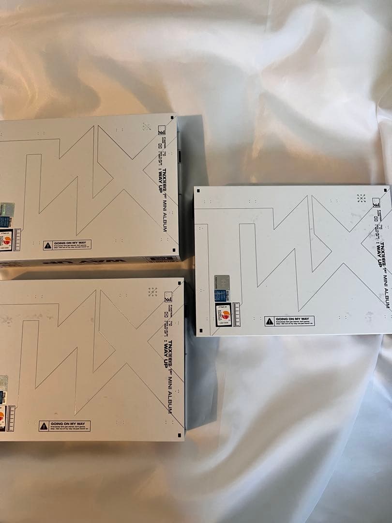 tnx the new six 直筆サイン入りアルバム3冊