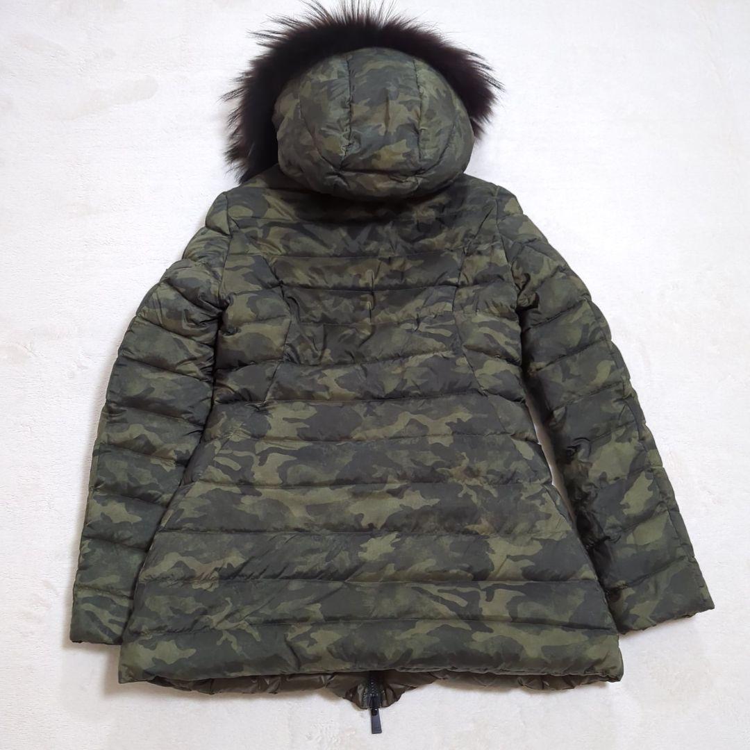 極美品 2 タトラス CARINA リバーシブル カモフラ ダウンコート ファー