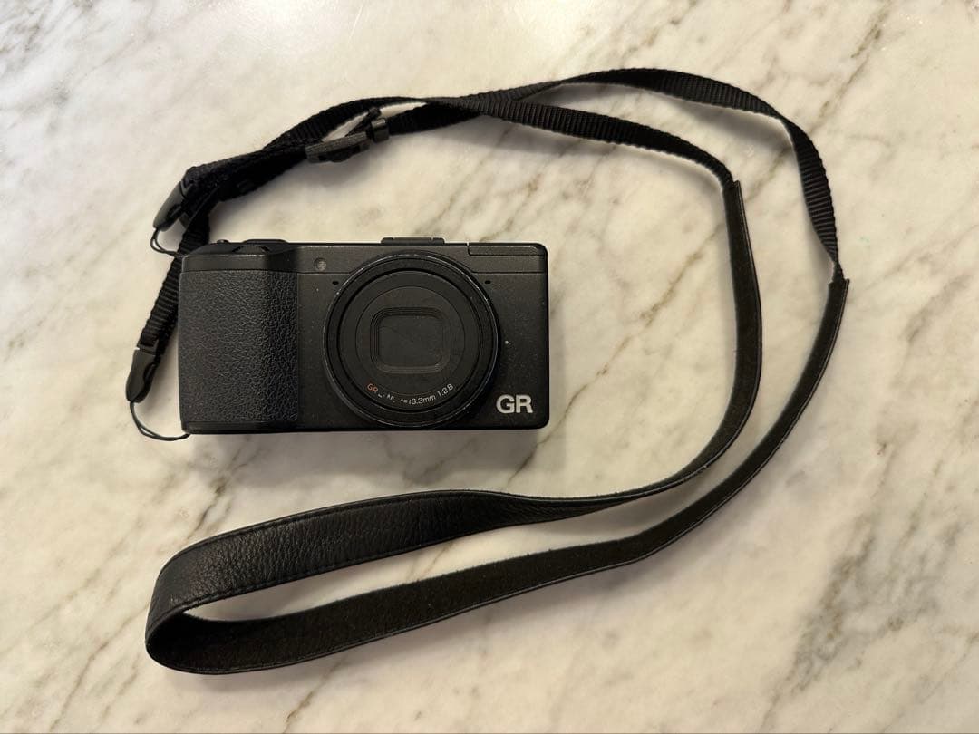 RICOH GR 初代　コンパクトデジタルカメラ ショット数949回