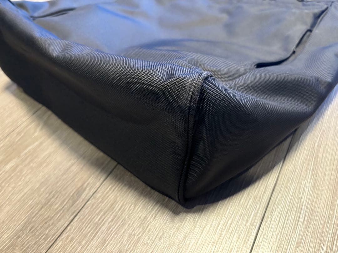 MONOLITH TOTE OFFICE SOLID M トートバッグ