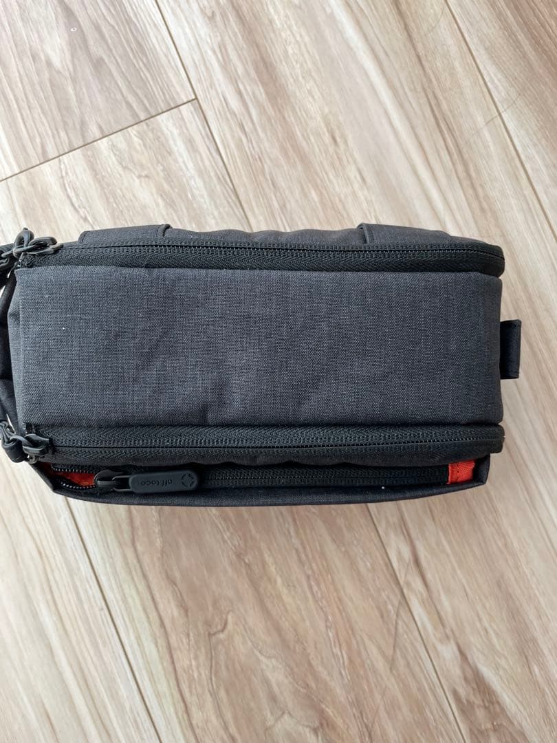 ほぼ新品　SONY FDR-AX45 4Kハンディカム ケース付き