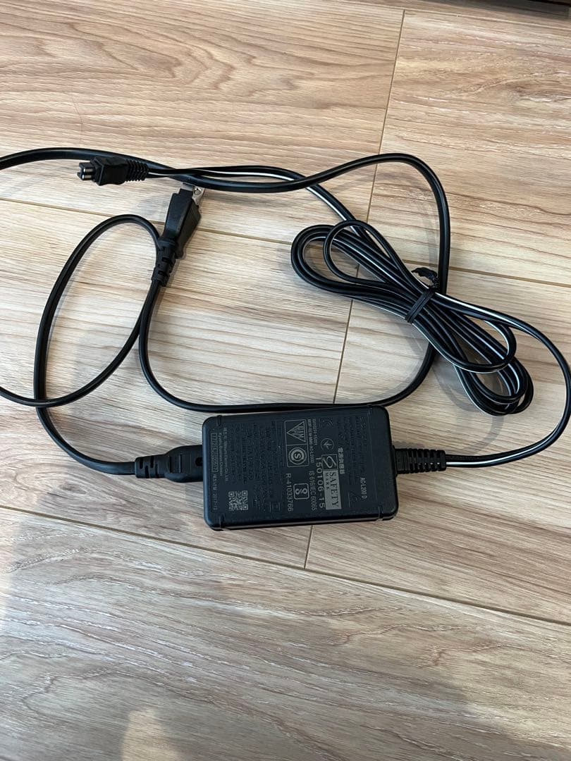 ほぼ新品　SONY FDR-AX45 4Kハンディカム ケース付き