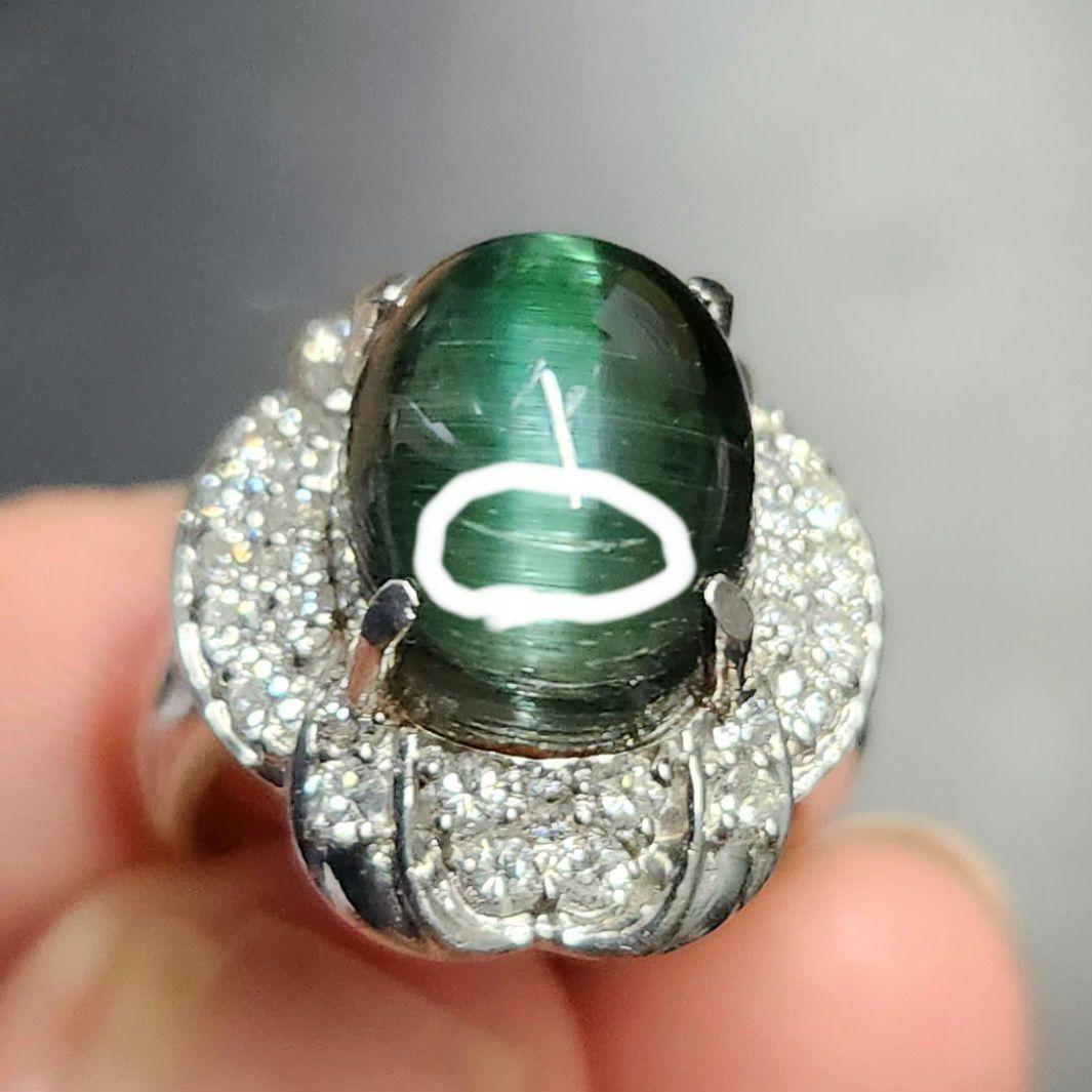 激レア‼️超大粒　9ct超え　くっきり猫目　グリーントルマリンキャッツアイ　pt